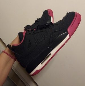 Pink and jean Jordan retro